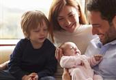 پرداخت 1000 یورو به خانواده‌های فرانسوی در صورت داشتن فرزند سوم!