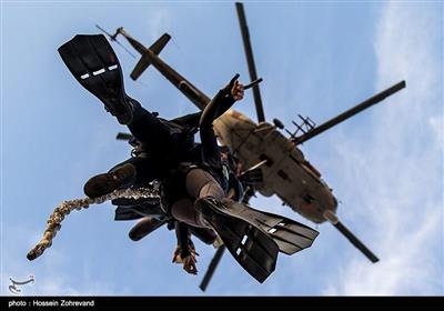  انجام عملیات اِسپای "عملیات ورود و خروج سریع غواصان" از هلیکوپتر توسط یگان ویژه فاتحین بسیج " "The Fatehin (Conquerors) Special Unit of the Basij Force" 