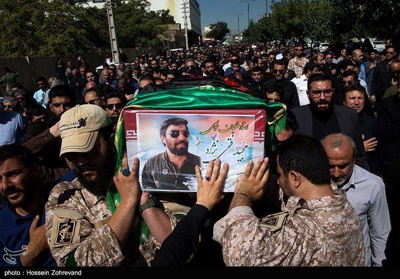 Basij Special Forces Take Aerial Practice