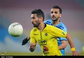 دیدار تیم‌های فوتبال سپاهان و پیکان در جام حذفی - اصفهان