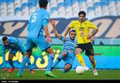 دیدار تیم‌های فوتبال سپاهان و پیکان در جام حذفی - اصفهان
