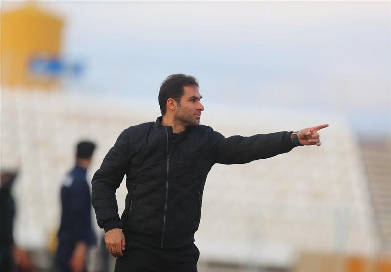 صادقی: در فوتبال ایران با اخلاق بودن فایده ندارد/ برای نتیجه گرفتن باید داد و بیداد کرد