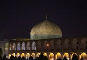 اصفهان| واکنش میراث فرهنگی به انتقادات پیرامون تغییر رنگ گنبد مسجد شیخ لطف‌الله؛ گنبد پس از مرمت کامل یک‌دست می‌شود