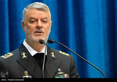 امیر دریادار خانزادی فرمانده نیروی دریایی ارتش، سخنران پیش از خطبه نماز جمعه تهران