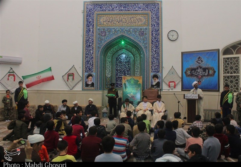 300 طلبه حافظ قرآن در مساجد قم حلقه‌های قرآنی تشکیل می‌دهند‌
