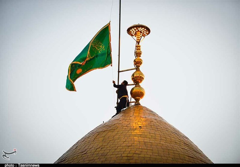 آئین تعویض پرچم بقاع متبرکه در شب میلاد امام مجتبی(ع) برگزار می‌شود