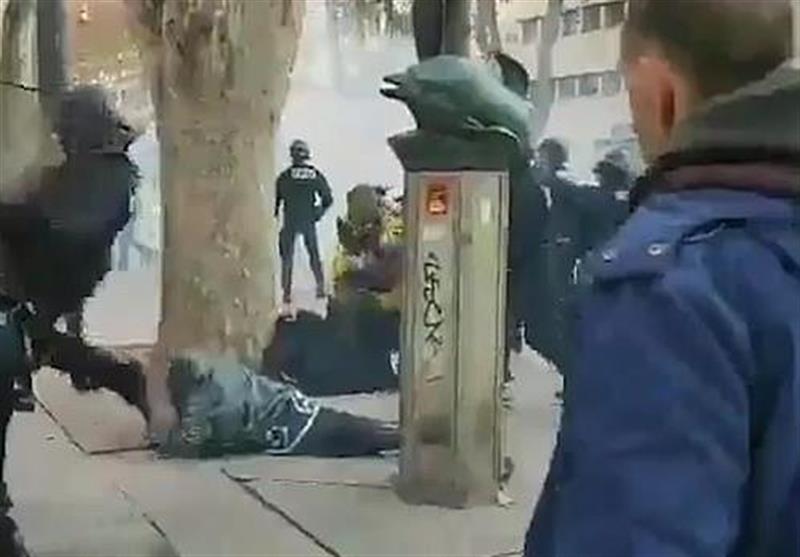 Elderly Woman Violently Knocked to Ground by French Riot Police (+Video)