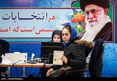 سومین روز ثبت‌نام داوطلبان یازدهمین دوره انتخابات مجلس شورای اسلامی - وزارت کشور