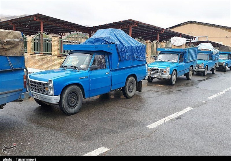 قرارگاه محرومیت‌زدایی سپاه 300 سری جهیزیه ‌به زوج های جوان قمی اهدا کرد