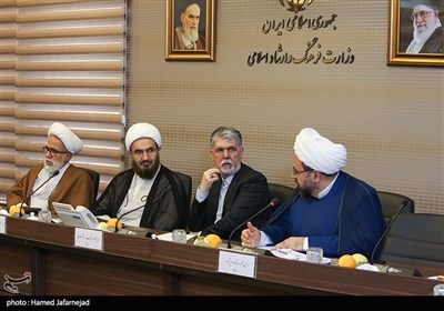 نشست وزیر فرهنگ و ارشاد اسلامی با شورای سیاستگذاری کانون های فرهنگی هنری مساجد کشور