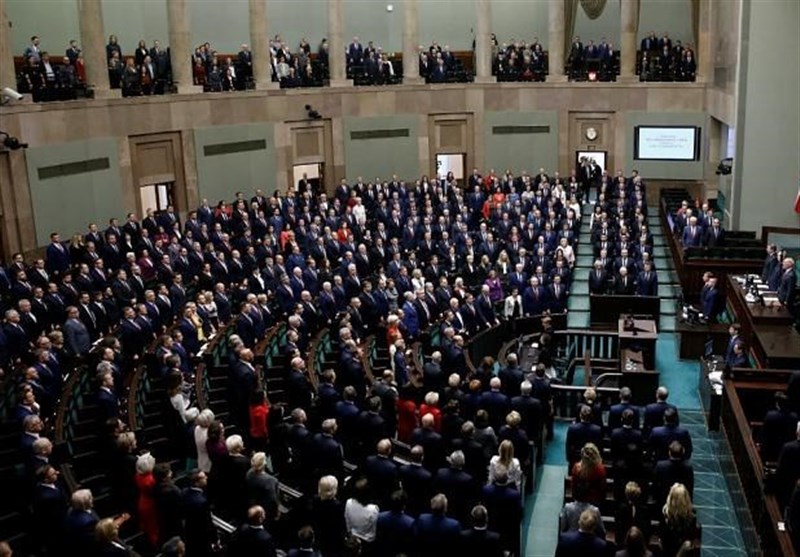 تصویب قانون رسانه‌ای در پارلمان لهستان عامل ایجاد تنش در روابط با اروپا و آمریکا