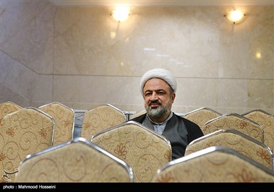 ثبت نام حمید رسایی در یازدهمین دوره انتخابات مجلس شورای اسلامی - وزارت کشور