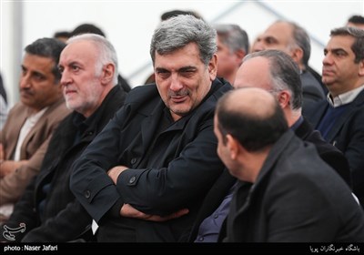 پیروز حناچی شهردار تهران در مراسم بهره برداری از فاز نخست احداث بزرگراه شهید نجفی رستگار
