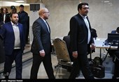 حضور محمدباقر قالیباف در وزارت کشور برای ثبت‌نام در یازدهمین دوره انتخابات مجلس شورای اسلامی