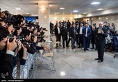 ثبت نام محمدباقر قالیباف در یازدهمین دوره انتخابات مجلس شورای اسلامی - وزارت کشور