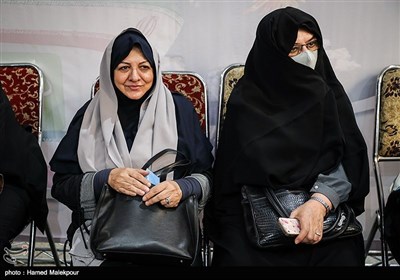 حضور فاطمه راکعی در وزارت کشور برای ثبت‌نام در یازدهمین دوره انتخابات مجلس شورای اسلامی