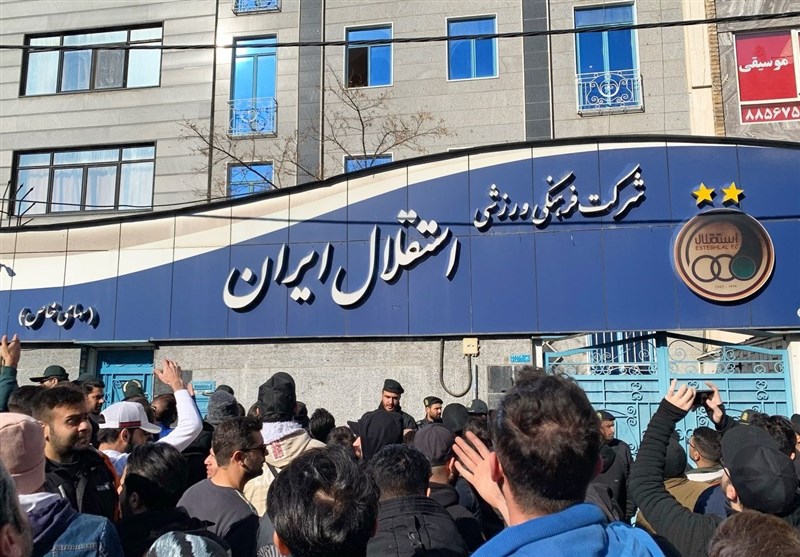 درخواست جالب هواداران استقلال از گزینه ایرانی هدایت آبی‌پوشان