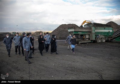 بازدید اشتفان شُلتس سفیر اتریش در ایران از مرکز بازیافت زباله کرمانشاه