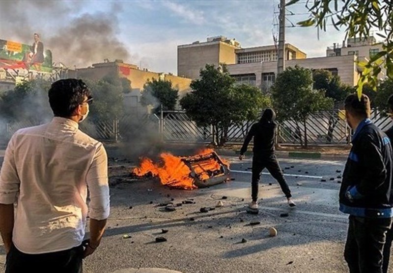 ناگفته‌هایی از حملات آشوبگران پس از سهمیه‌بندی بنزین در خوزستان / تیراندازی اغتشاشگران ‌به سمت پلیس