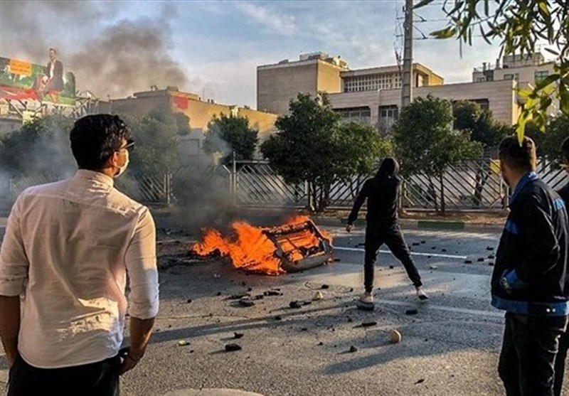 یک بسیجی در مشهد به دست اغتشاشگران به شهادت رسید