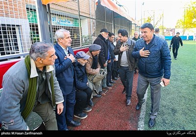 پرویز مظلومی در دیدار نمادین پیشکسوتان تیمهای استقلال و پاس