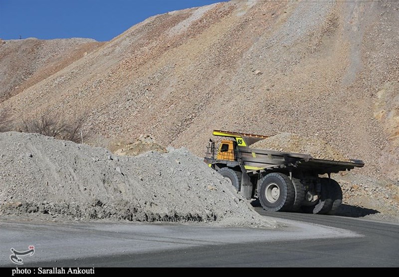 فاز نخست معدن کرور شهرستان عنبرآباد به بهره‌برداری رسید