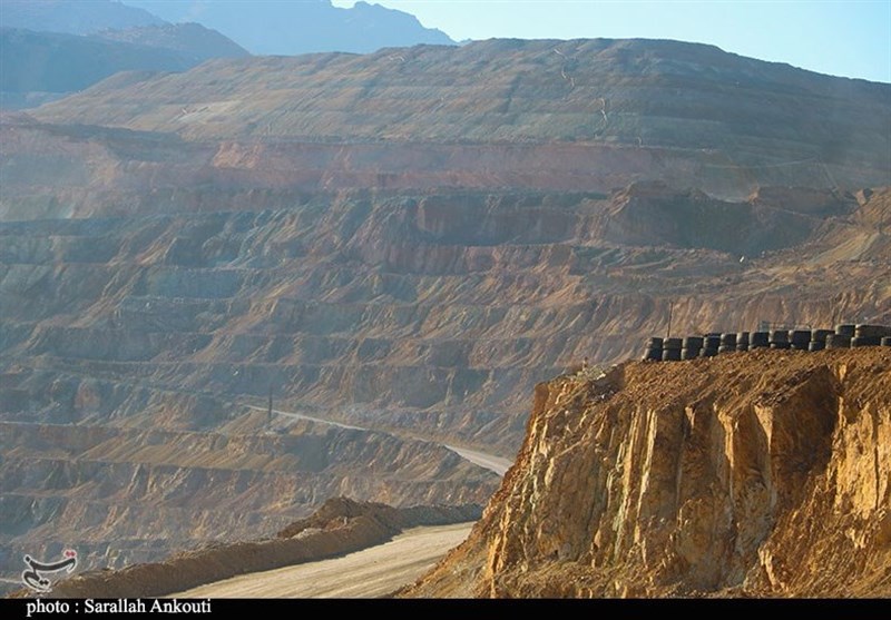 معادن ذغال سنگ , کمیسیون صنایع و معادن مجلس شورای اسلامی ایران , 