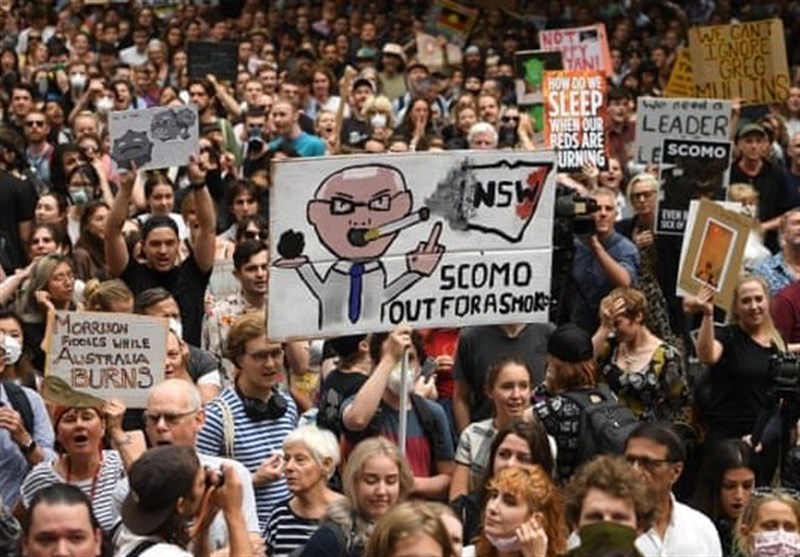 Thousands Rally in Sydney against Inaction amid Bushfire, Air Quality Crisis (+Video)