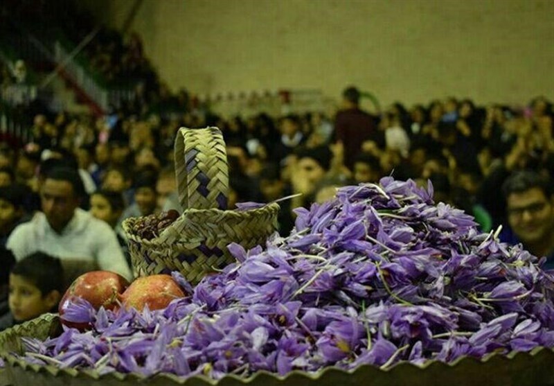 مطالبات زعفرانکاران تا پایان سال تسویه می شود