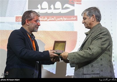 تقدیر از احمد ضابطی جهرمی پدر علم تدوین ایران در جشنواره سینما حقیقت