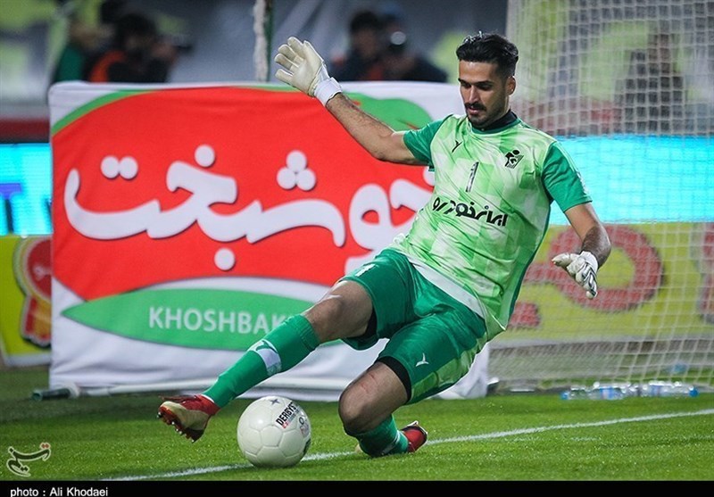 شیخ‌ویسی: بازیکنان هیچ‌وقت تصور نمی‌کردند کرونا بگیرند/ پیکان قطعا در لیگ برتر می‌ماند
