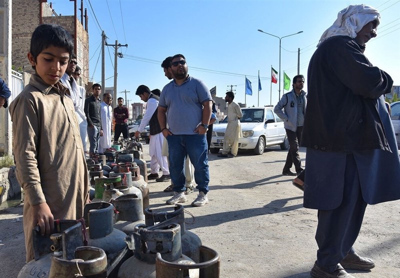 سیستان و بلوچستان| قیمت سیلندر گاز در چابهار پر کشید؛ اداره صمت: با متخلفان برخورد می‌شود