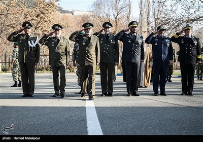 فرماندهان ارتش در پنجمین مراسم تحلیف و اعطای سردوشی دانش‌پژوهان آموزشگاه‌های درجه‌داری ارتش
