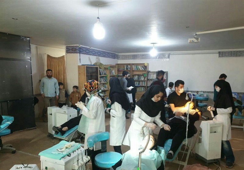 تصاویر// ارائه خدمات درمانی رایگان توسط گروه‌های جهادی در گل‌تپه ورامین-  اخبار خانواده و - اخبار اجتماعی تسنیم | Tasnim