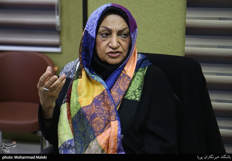 تلاش برای حضور جدی‌تر زنان نویسنده در ادبیات داستانی/ شهرداری تهران بودجه حمایتی انجمن قلم را پرداخت کند