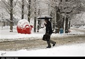 برف و سرما مدارس روستایی شهرستان دیواندره را تعطیل کرد