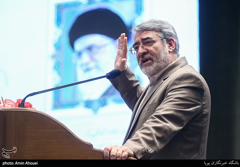 رحمانی فضلی: جمهوری اسلامی ایران پاسخ کوبنده‌ای به تروریست‌های قاتل می‌دهد