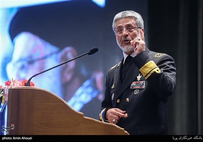 سخنرانی امیر دریادار حبیب‌الله سیاری معاون هماهنگ‌کننده ارتش در ششمین همایش ملی مدیریت جهادی
