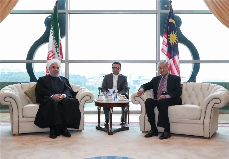 روحانی: بسیاری از مشکلات مسلمانان به‌دلیل دخالت‌های آمریکاست