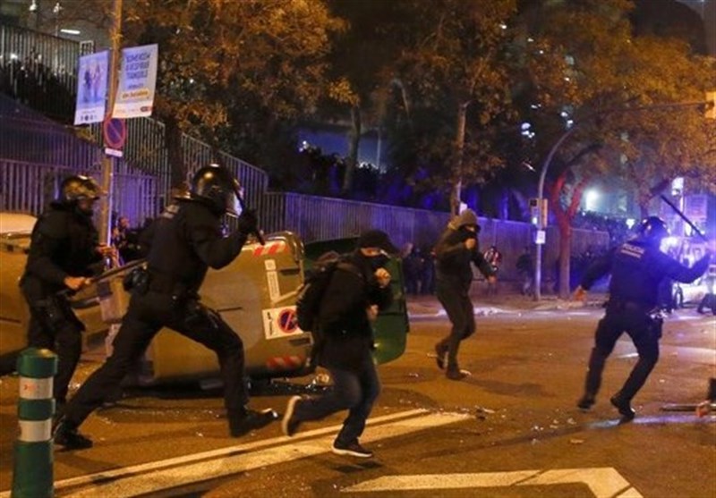21 مصدوم؛ حاصل درگیری‌های خیابانی در جریان ال‌کلاسیکو
