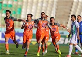 لیگ برتر فوتبال| سایپا با برتری مقابل ذوب‌آهن راهی رختکن شد