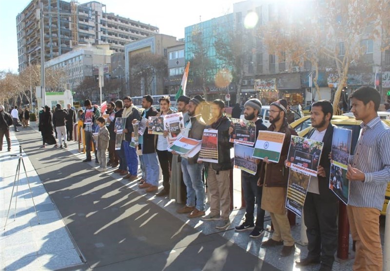 ایران میں مقیم بھارتی طلباء کا شہریت ترمیمی بل کے خلاف زبردست احتجاج+ تصاویر