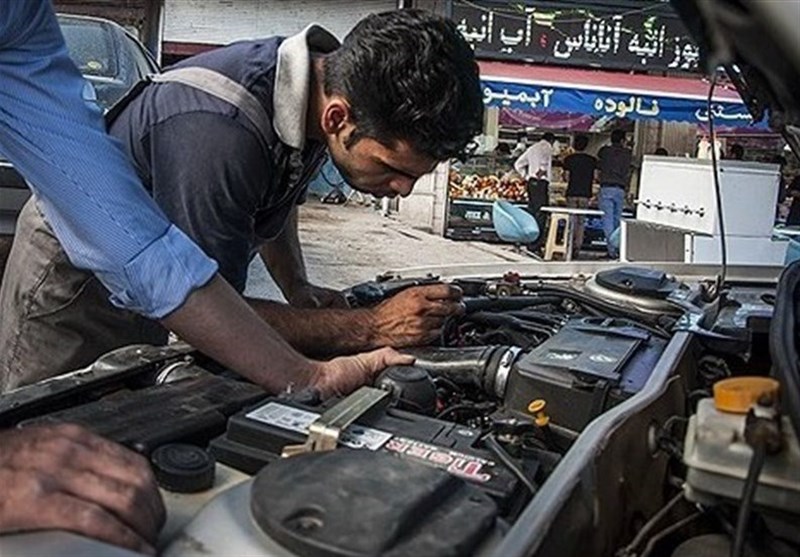 گزارش تسنیم از پسابنزین در ارومیه| آشفته‌بازار قطعات یدکی خودرو‌ / دلالان ساعتی قیمت‌ها را تغییر می‌دهند