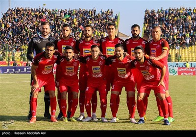 دیدار تیمهای فوتبال پرسپولیس و شهرداری ماهشهر - آبادان