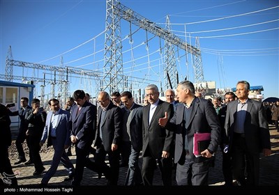مراسم افتتاح پست ۴۰۰ کیلوولت زکریا با حضور رضا اردکانیان وزیر نیرو در مشهد 