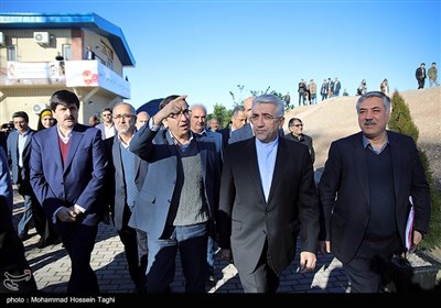 مراسم افتتاح پست ۴۰۰ کیلوولت زکریا با حضور رضا اردکانیان وزیر نیرو در مشهد 