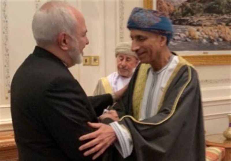 دیدار ظریف با مقامات ارشد عمان