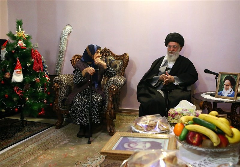 Ayatollah Khamenei Pays Tribute to Jesus Christ on Christmas Eve