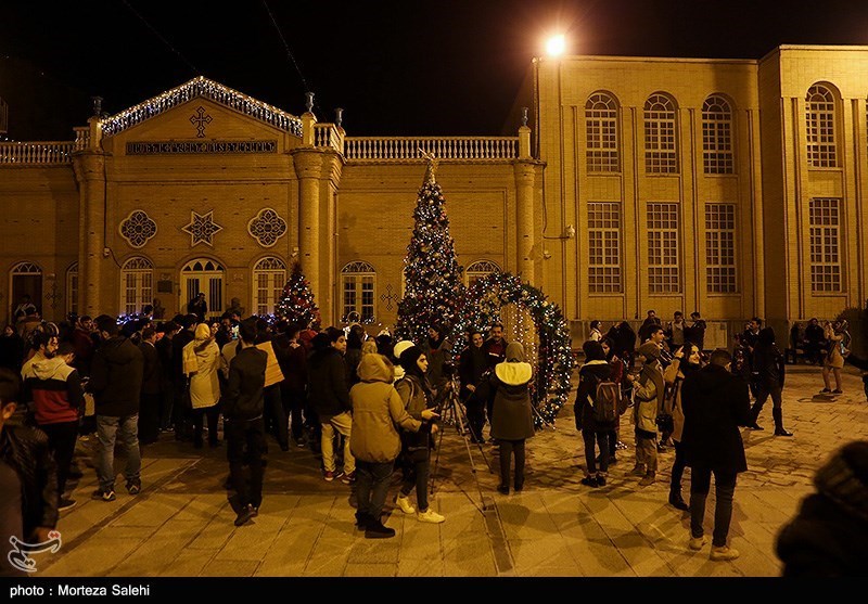 Iranian Christians Celebrate Christmas in Isfahan's Jolfa