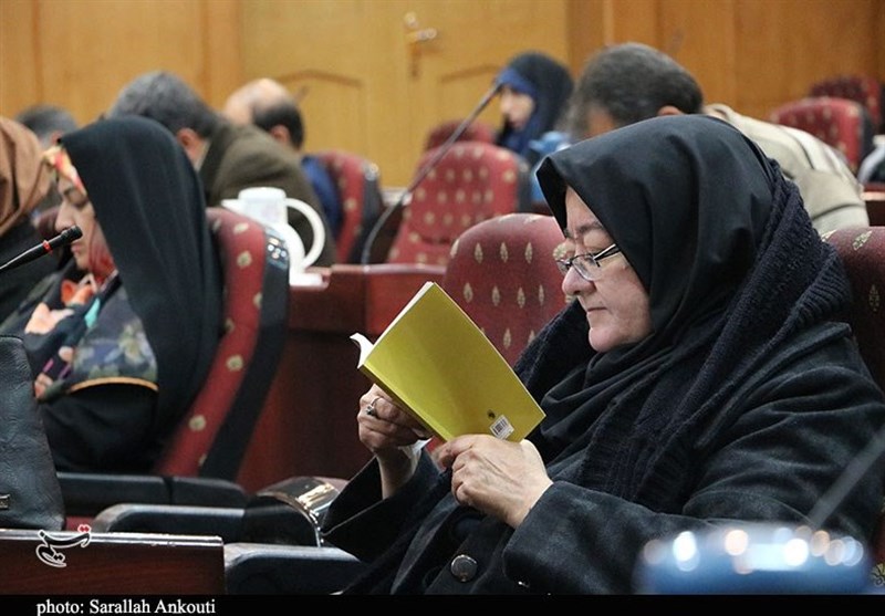 پنجشنبه‌های کتابخوانی استانداری کرمان به روایت تصویر